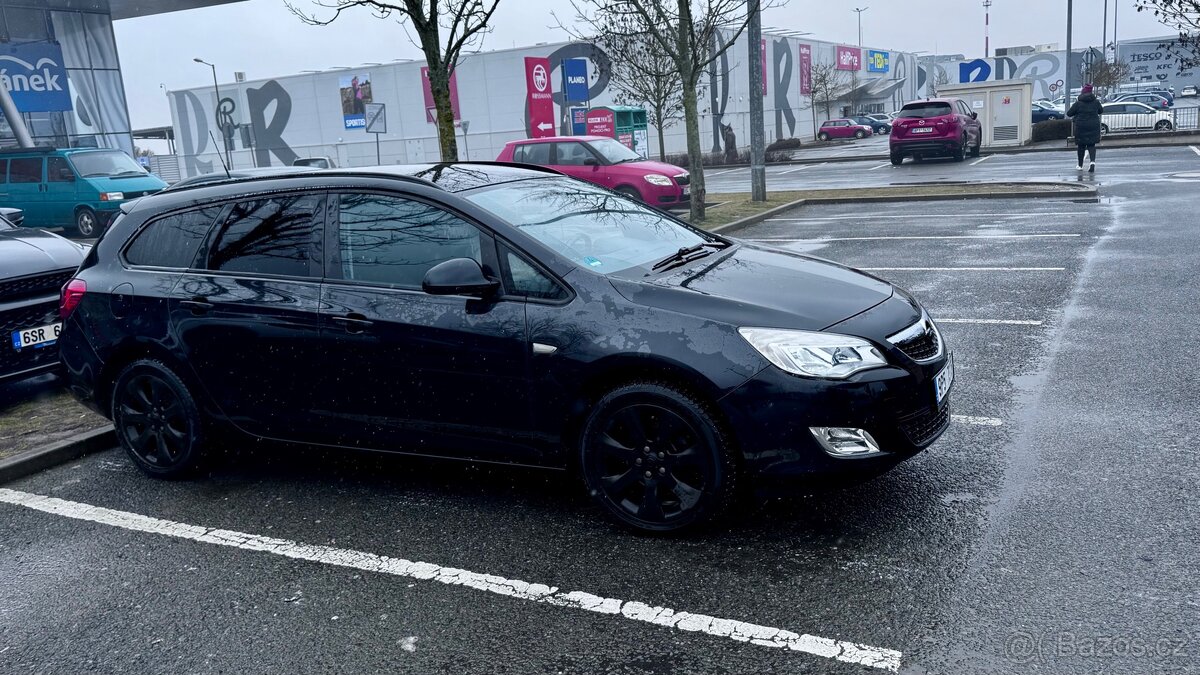 Prodej Opel Astra 2012 - 2