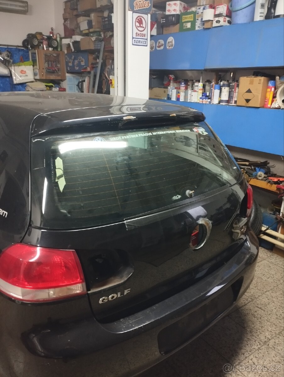 Prodám zadní okno Golf 6 - 2