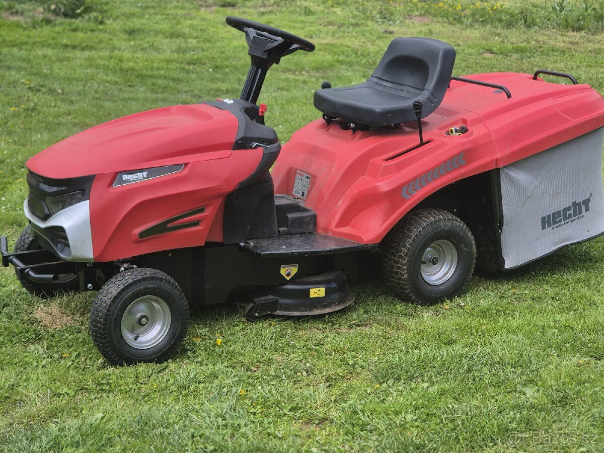 Prodám zahradní traktor Hecht - 2