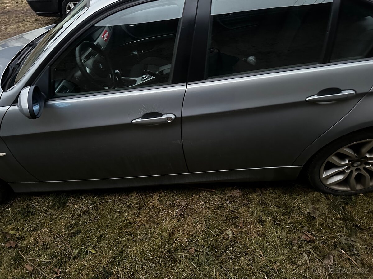Dveře BMW E90 A34 - 2