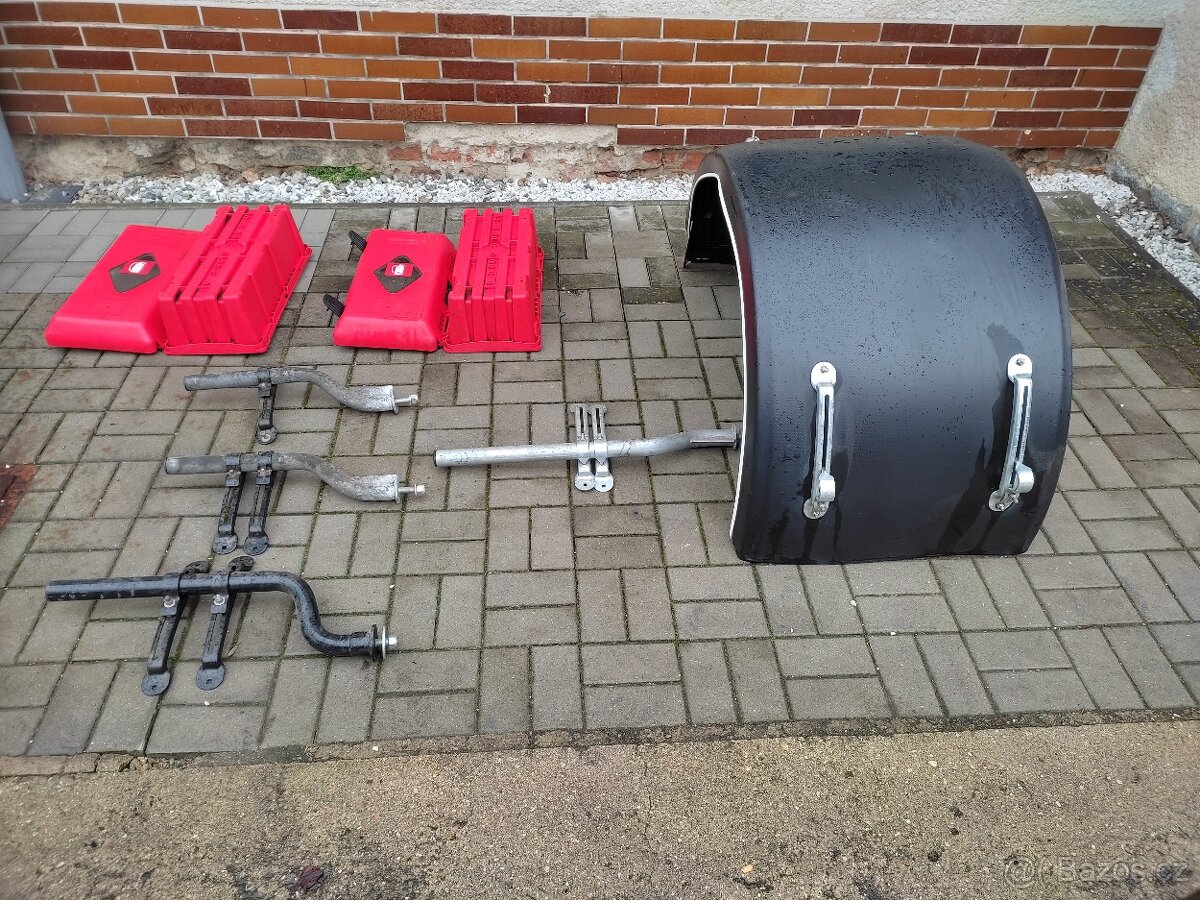 PRODÁM BLATNÍK GTS SUPRA SPRAY 500X2000 + DRŽÁKY - 2