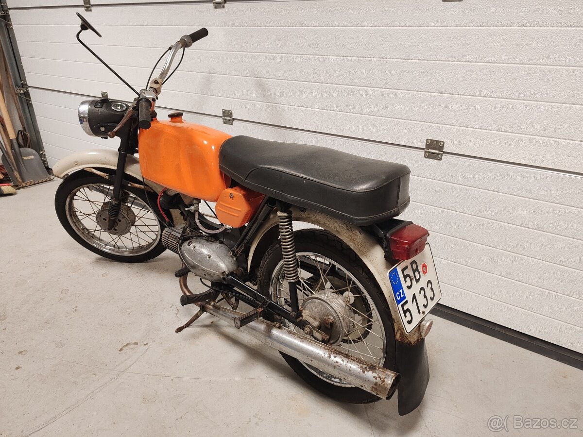 Jawa 23 mustang - 2