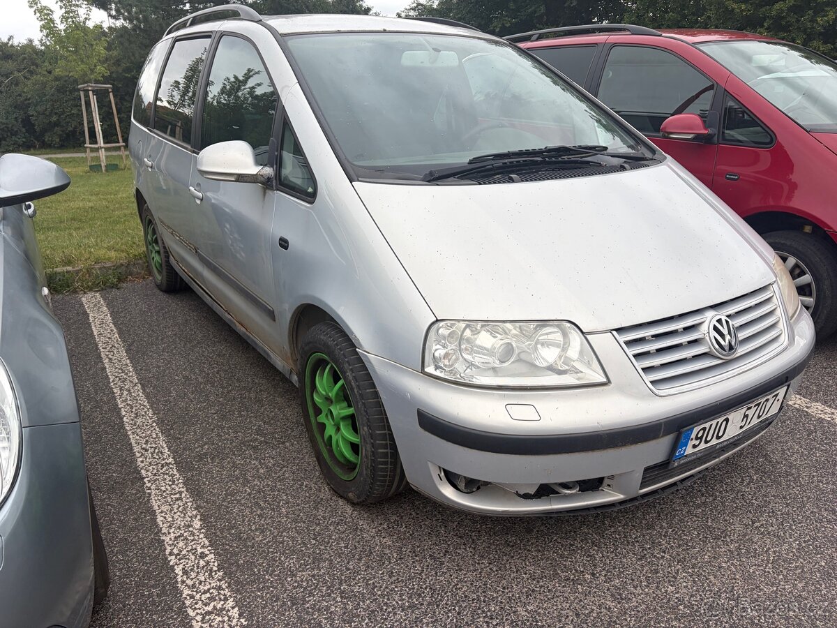 Vw sharan 1.9 TDi 85kw ( 7 míst ) - 2