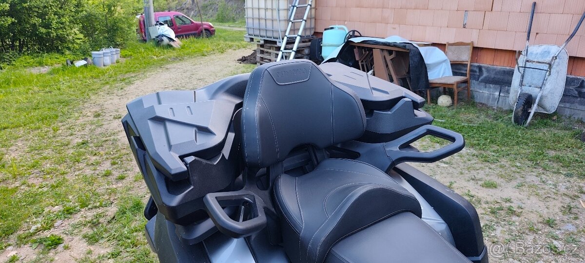 Prodám zadní box Gladiator 625 - 2