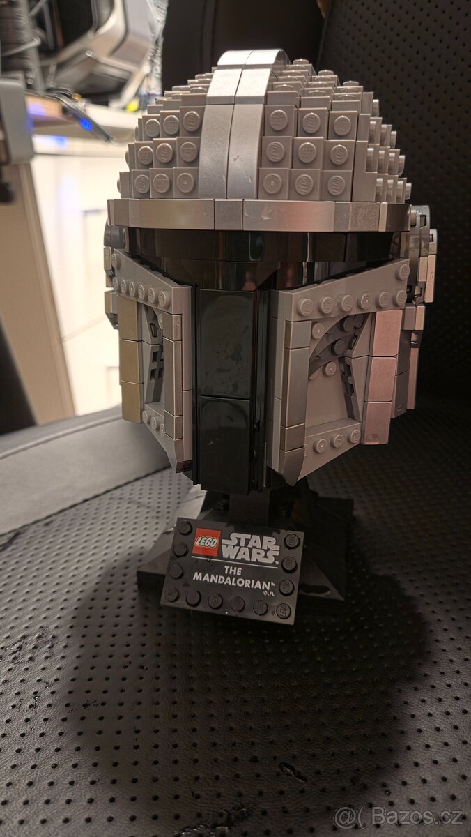 Lego helma Mandalorian - 2