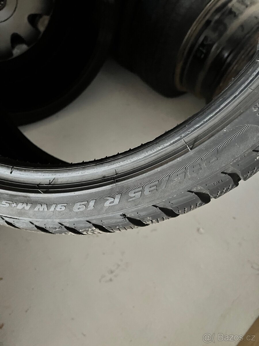 Pirelli sottozero 3 235/35 r19 - 2