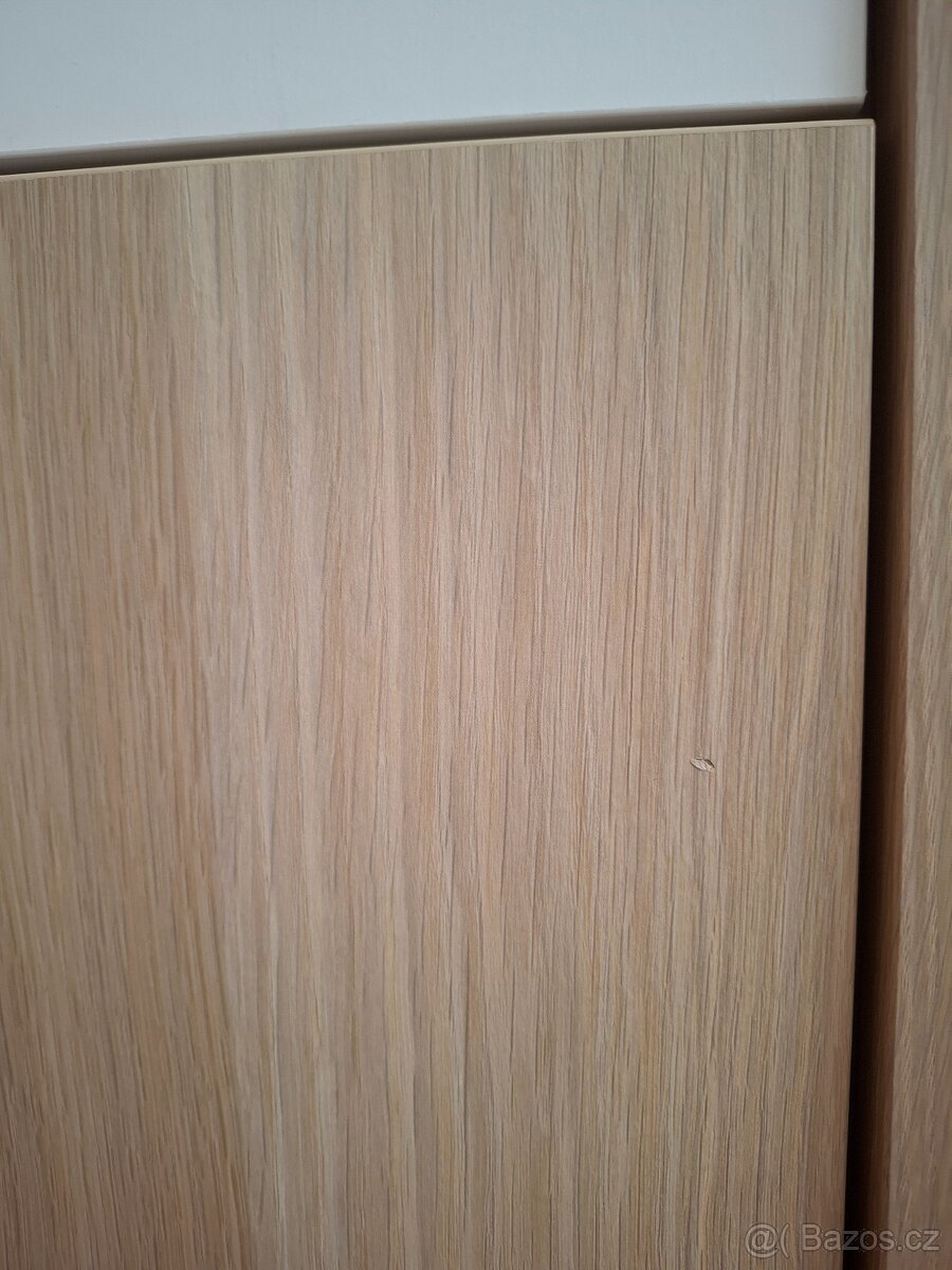 Skřínka se šuplíky - 2