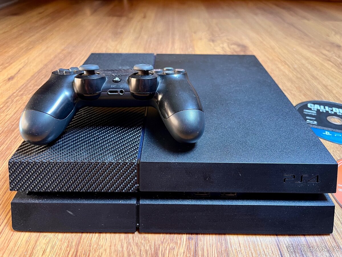 PlayStation 4 + 3 hry + ovladač - 2