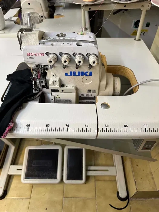 Průmyslový 4 nitny overlock JUKI MO-6714s - 2