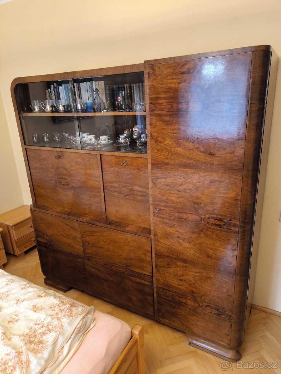 Retro skříň - 2