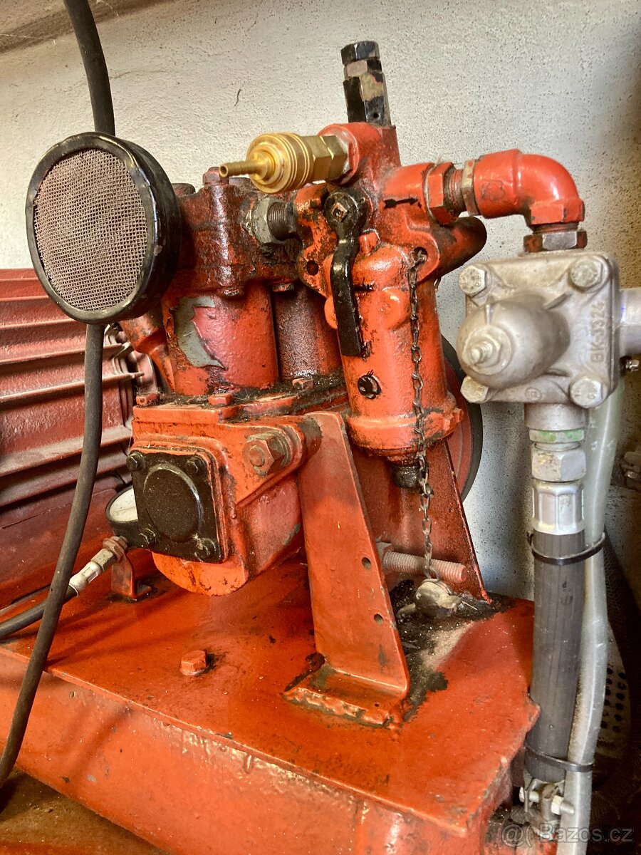 Dvouválcový kompresor domácí výroby - 2