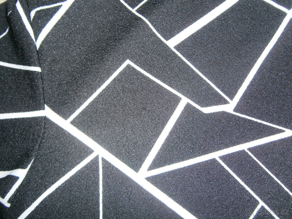 2x crop top mikina vel. 146 - 2