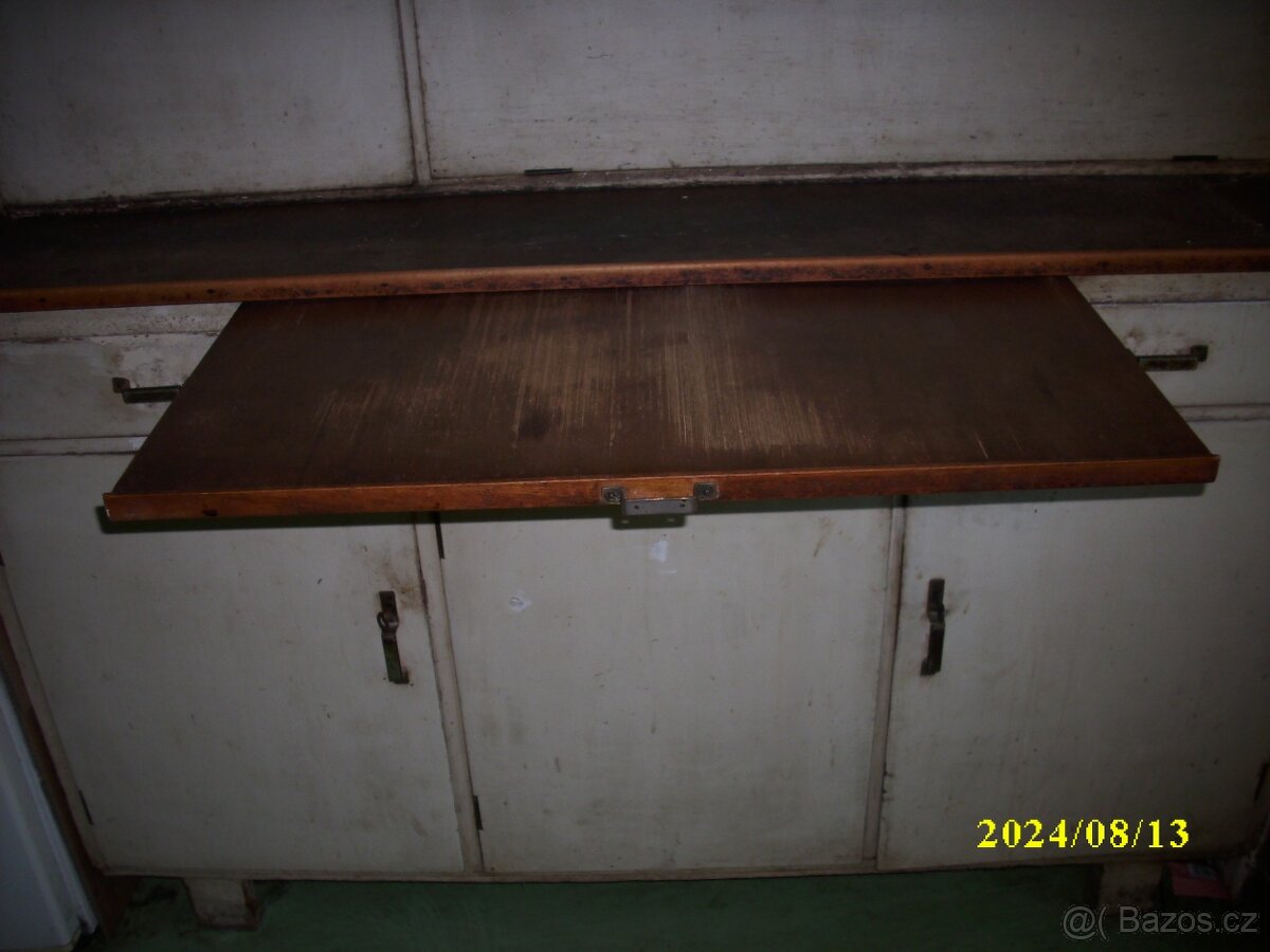 kredenc za přijatelnou cenu - 2