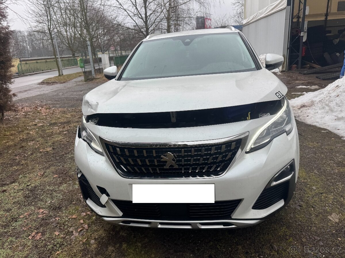 Peugeot 3008 1,2 ALLURE - 2
