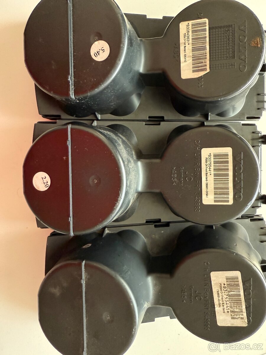 Držák nápojů volvo v70 p2 - 2