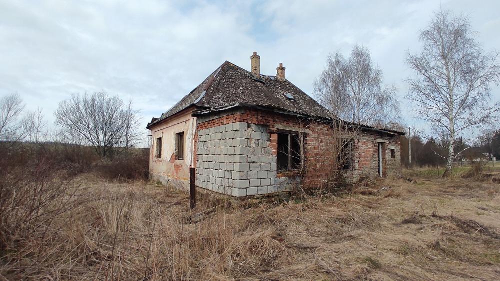 Prodej stavebního pozemku na samotě - 2