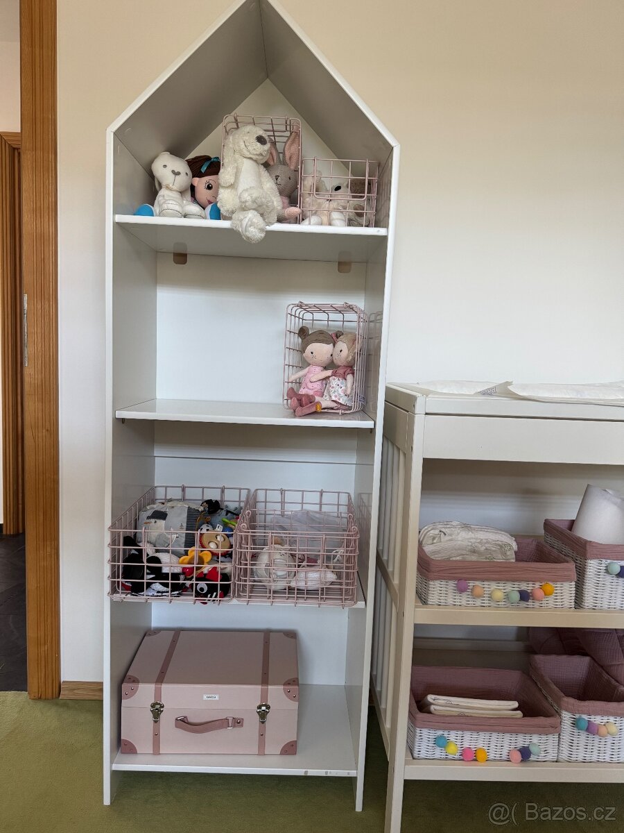 Dětská skříň domeček - 2