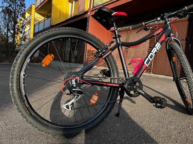 Prodám jízdní kolo CORE Razor 26" - 2