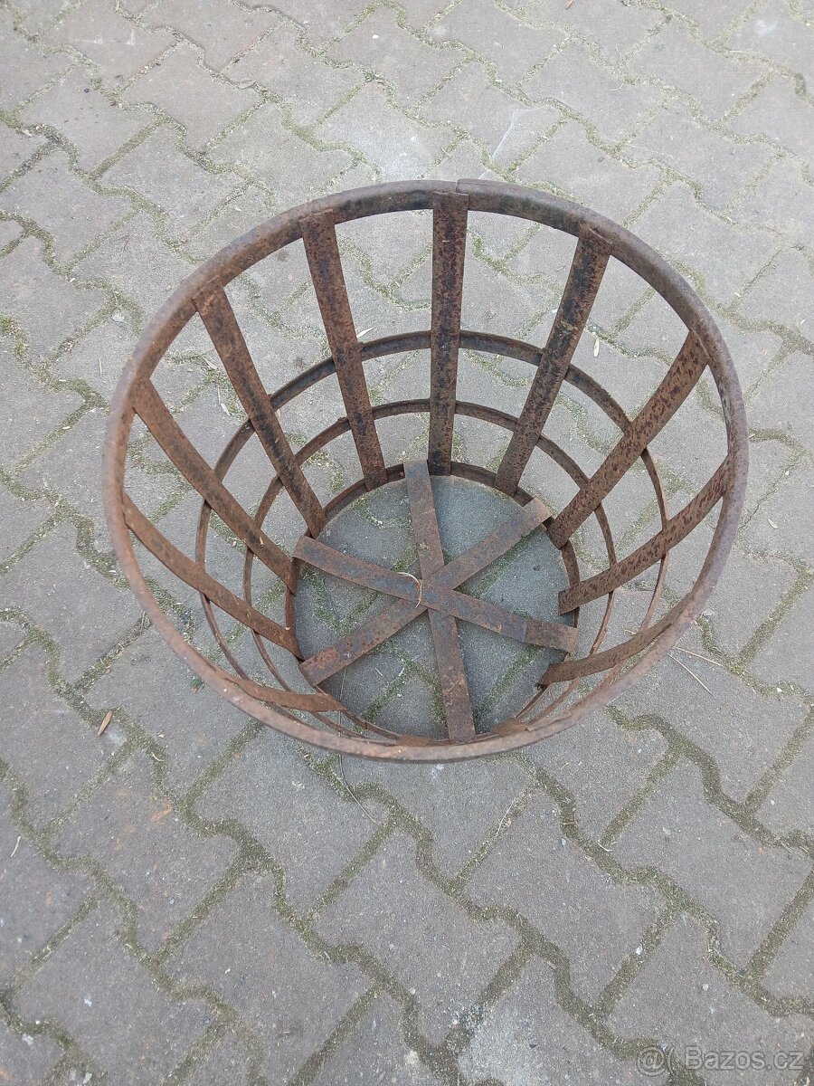 Koš na demižon - 2