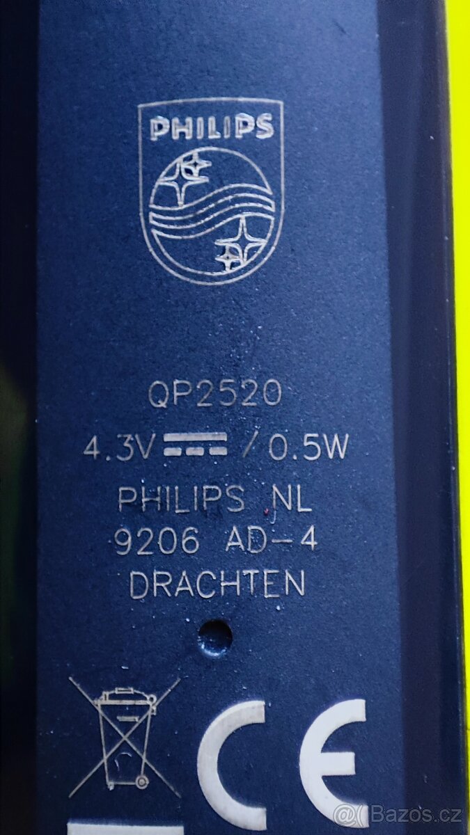 Holící strojek Philips OneBlade QP2520 - 2