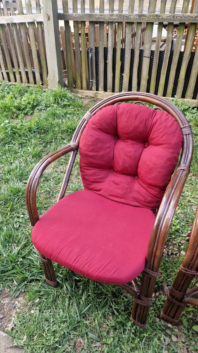 Ratanová kresla 4 ks a stul - 2