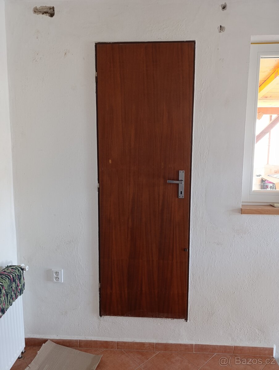Prodám zachovalé dveře. - 2