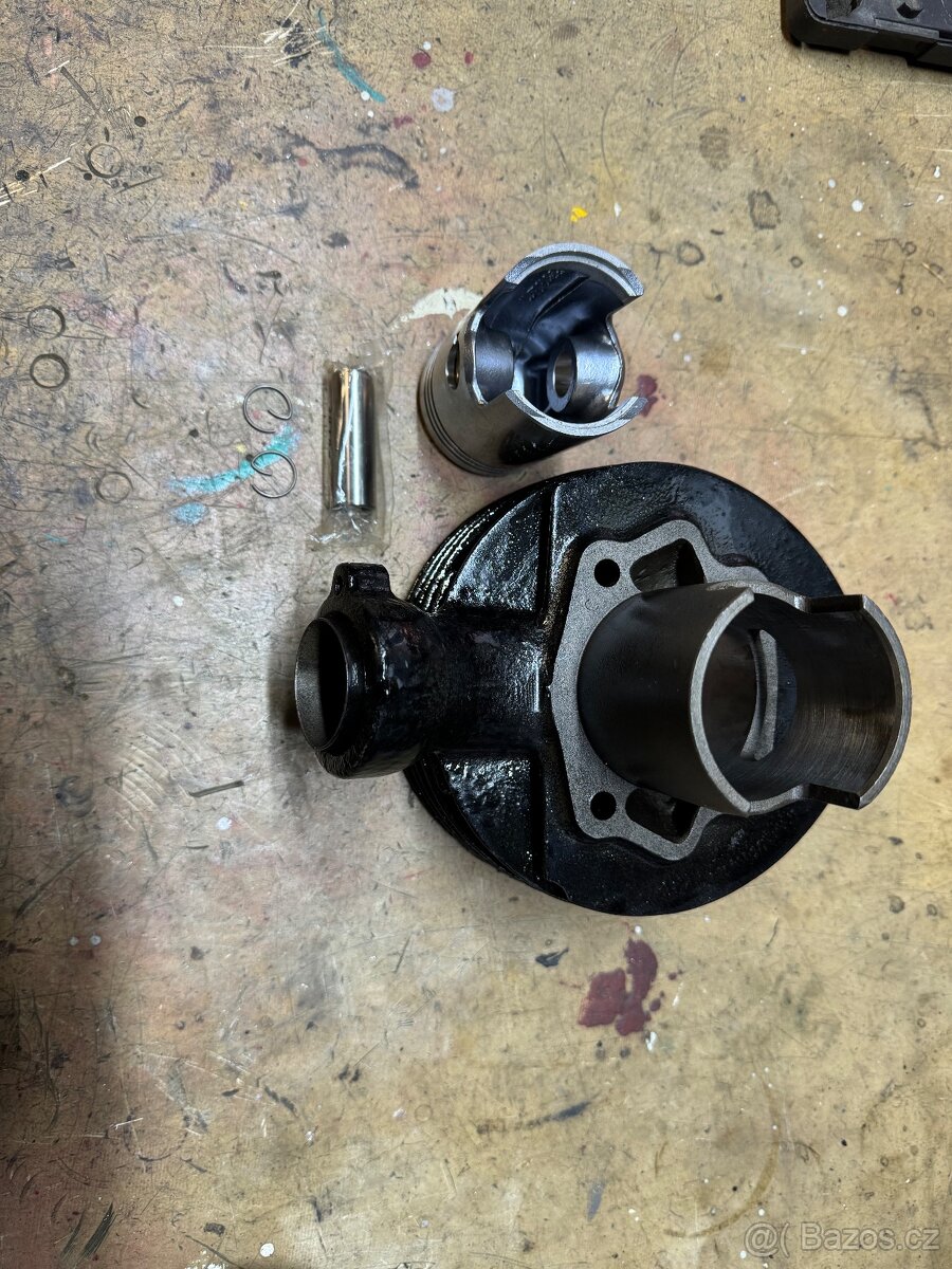 Válec ČZ 502 po opravě - 2