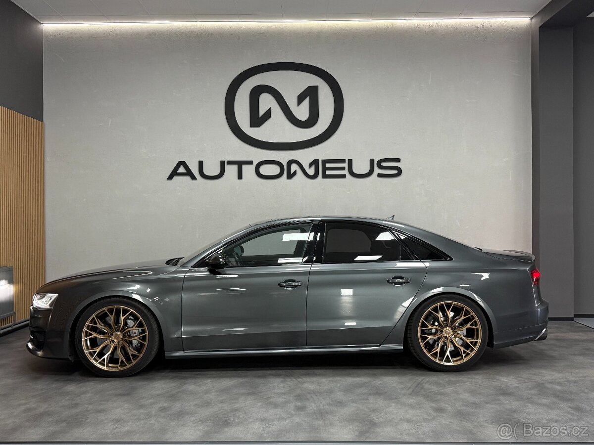 Audi S8 Bang / Panorama - 2