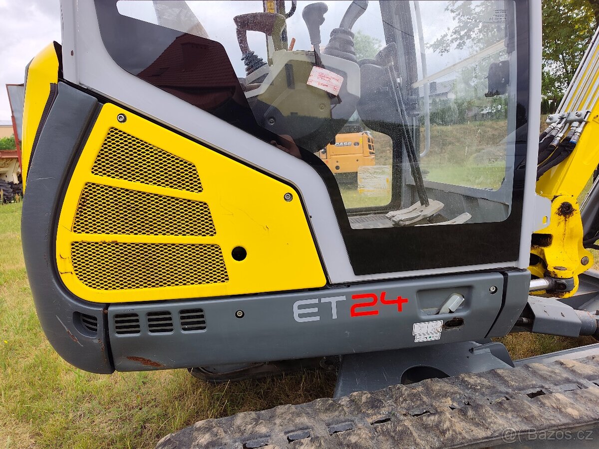 Minikoparka wacker neuson et 24 - 2