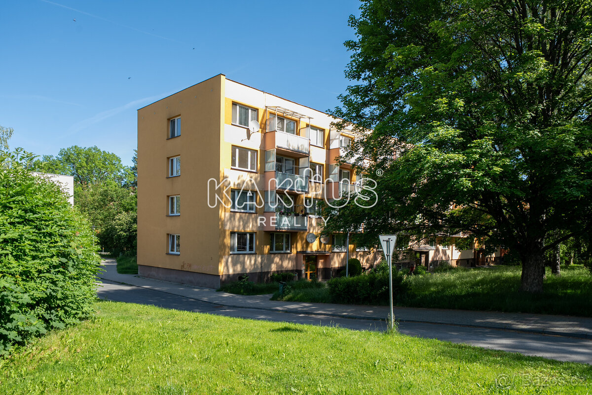 Prodej bytu 3+1 56 m2, Místek - 2