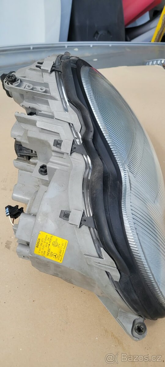 Xenon Mercedes C 203 - 2