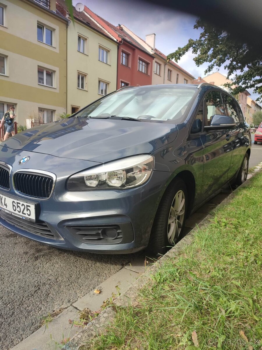 BMW 218i ACTIVE TOURER - 2