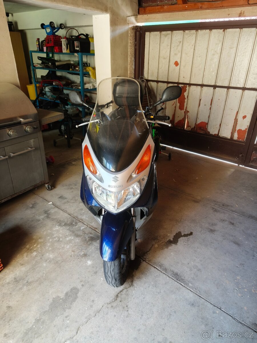 Suzuki Burgman 150 - 2