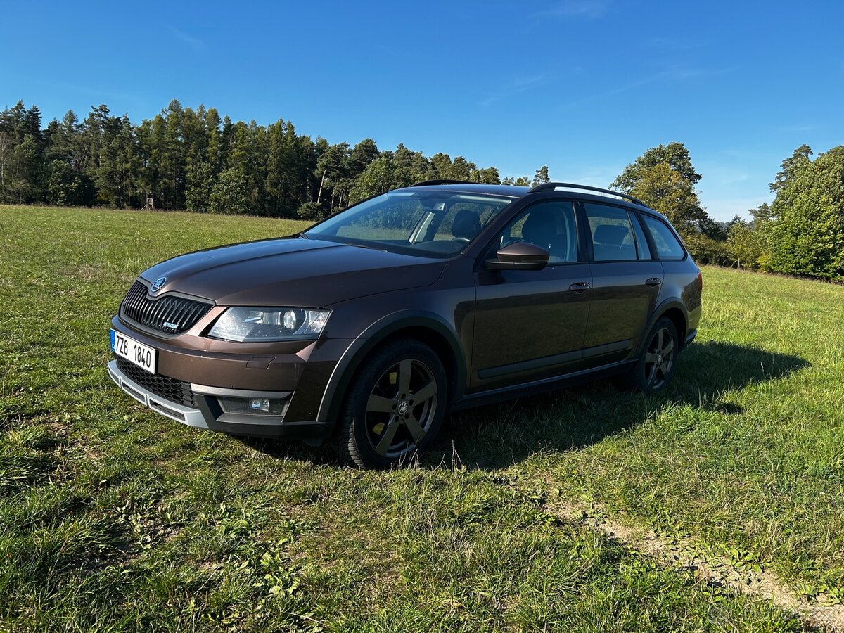 Škoda Octavia Scout III - 2