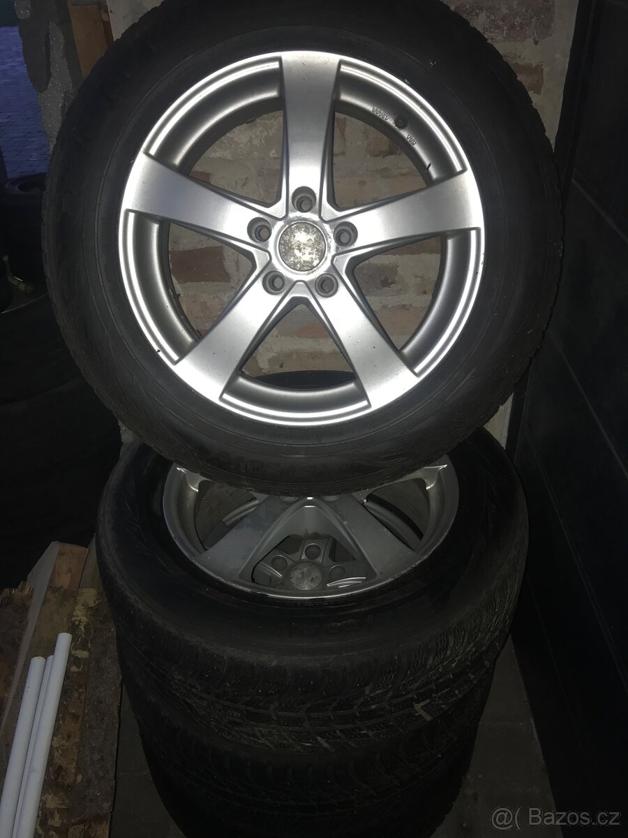 Zimní alu sada kol Dezent 225/60R17 Nokian Renault,Nissan.. - 2