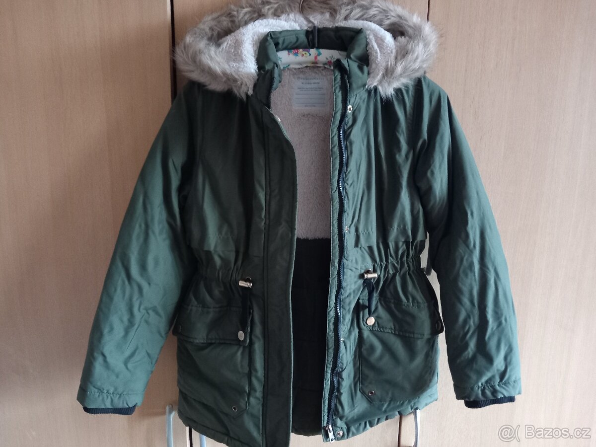 dívčí zimní bunda PRIMARK vel. 146 skoro nová - 2