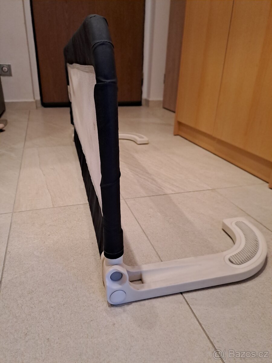 Zábrana na postel - 2