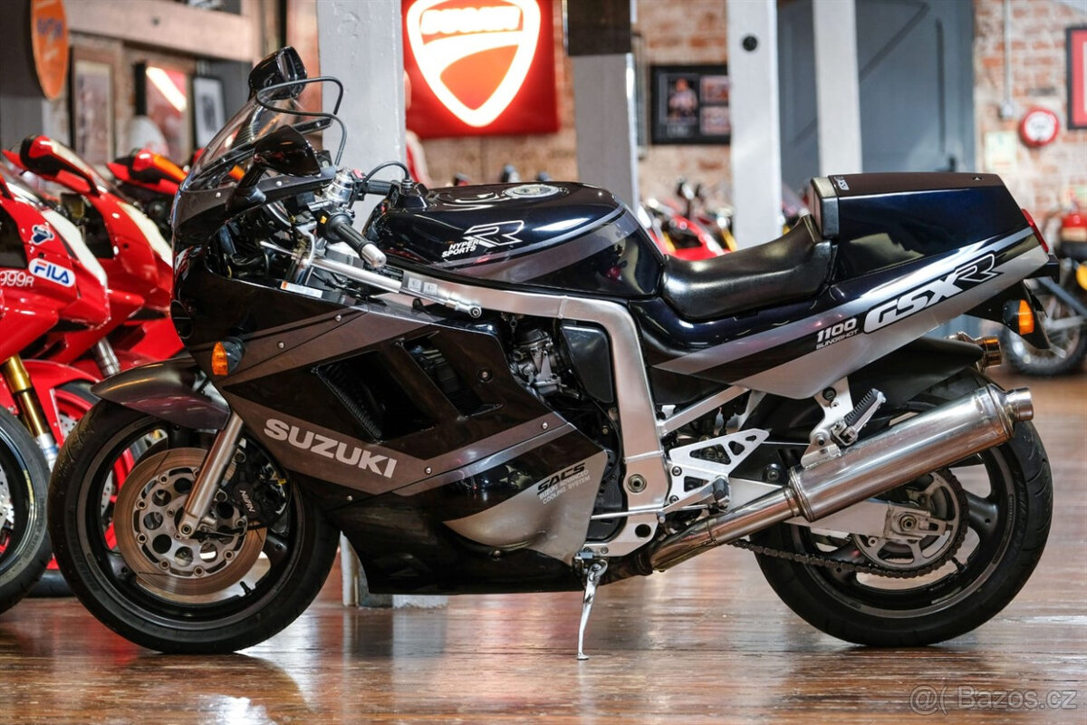 Suzuki GSX-R1100 rv.1989 - 2