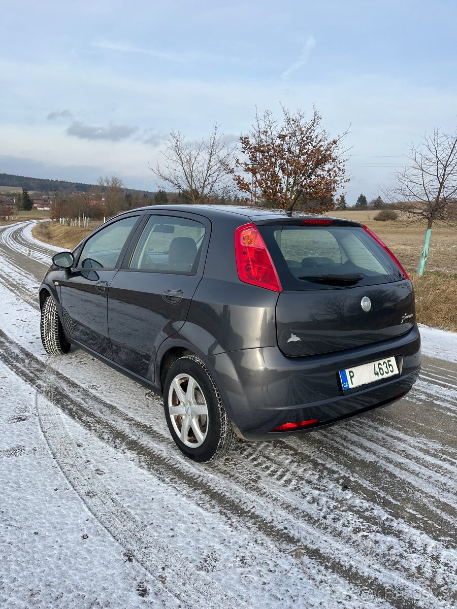 Fiat Grande Punto - 2