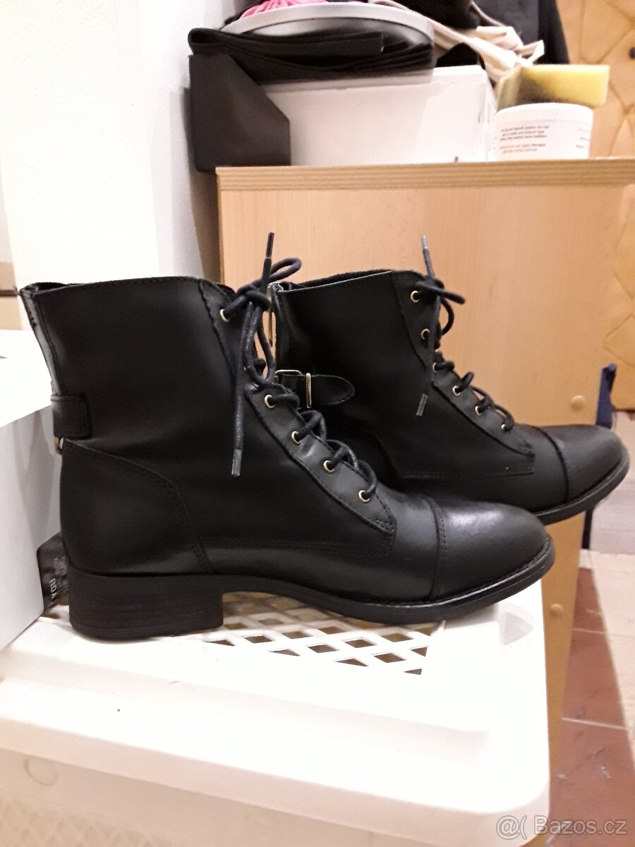 Kožené kotničkové boty vel.39 - 2