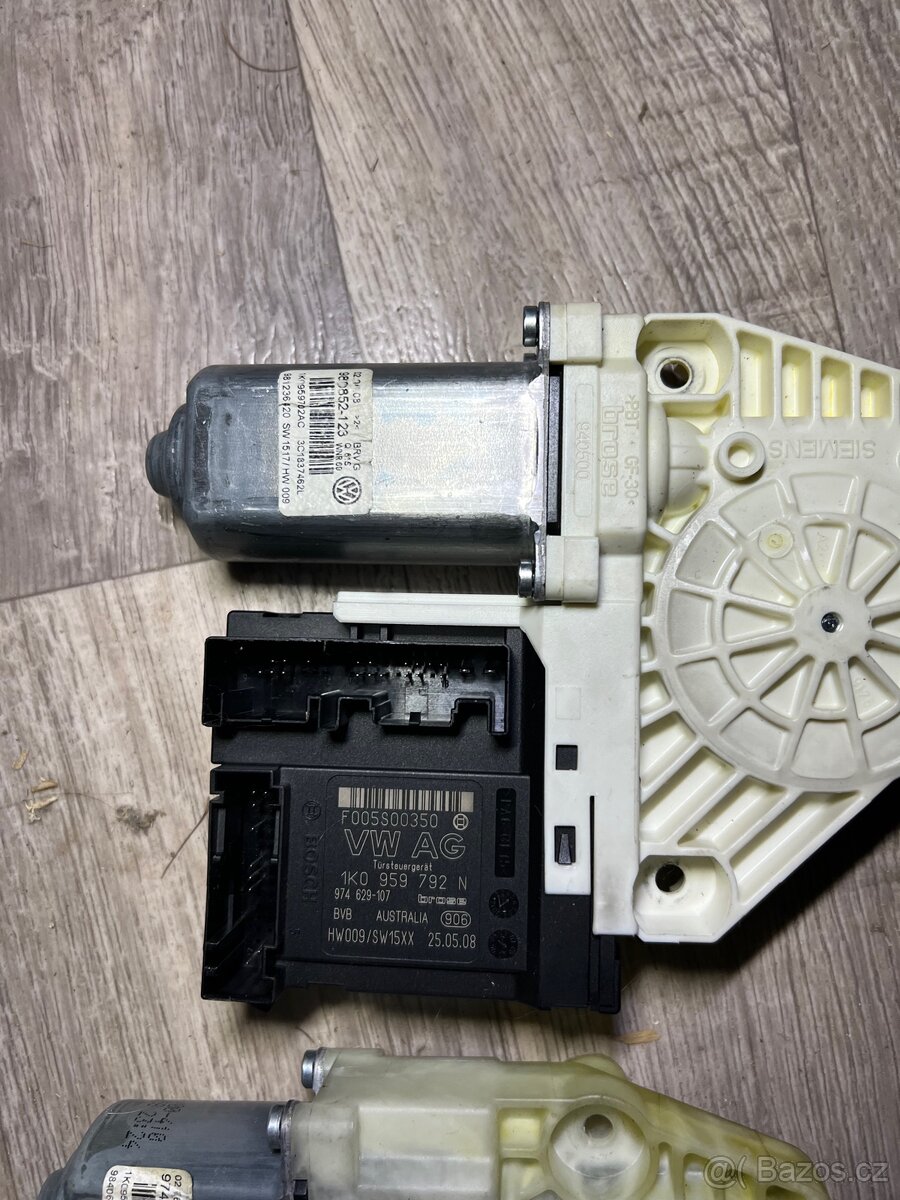 Motorky stahovaček VW Passat B6 - 2