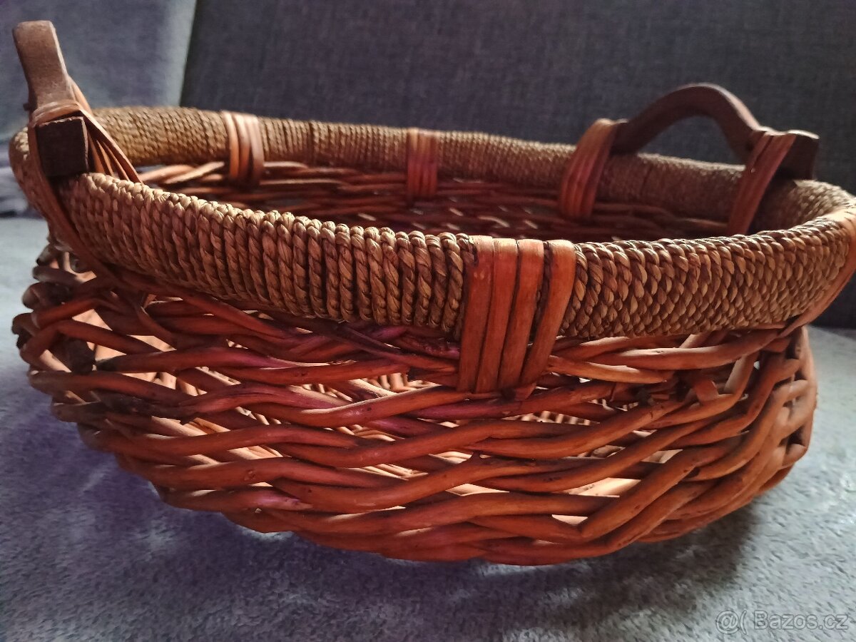 Proutěný košík - 2