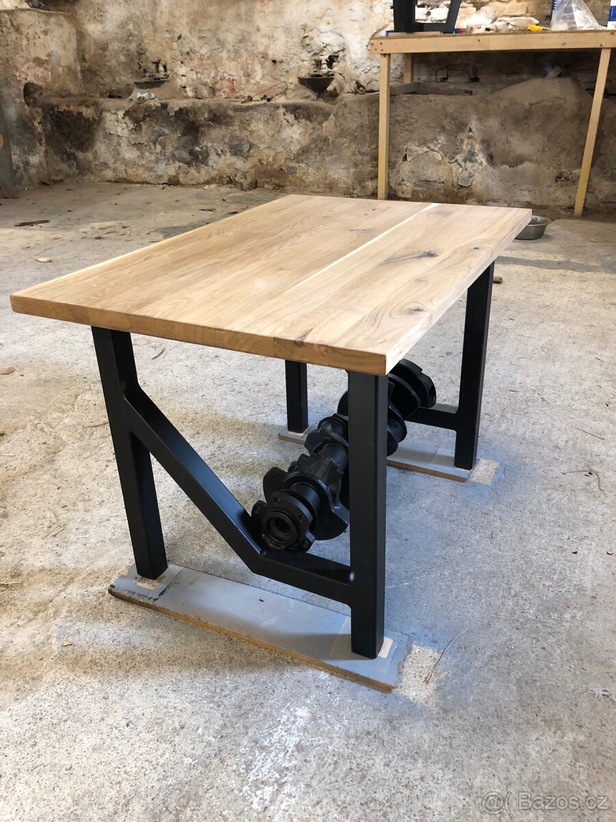 konferenční stolek - 2