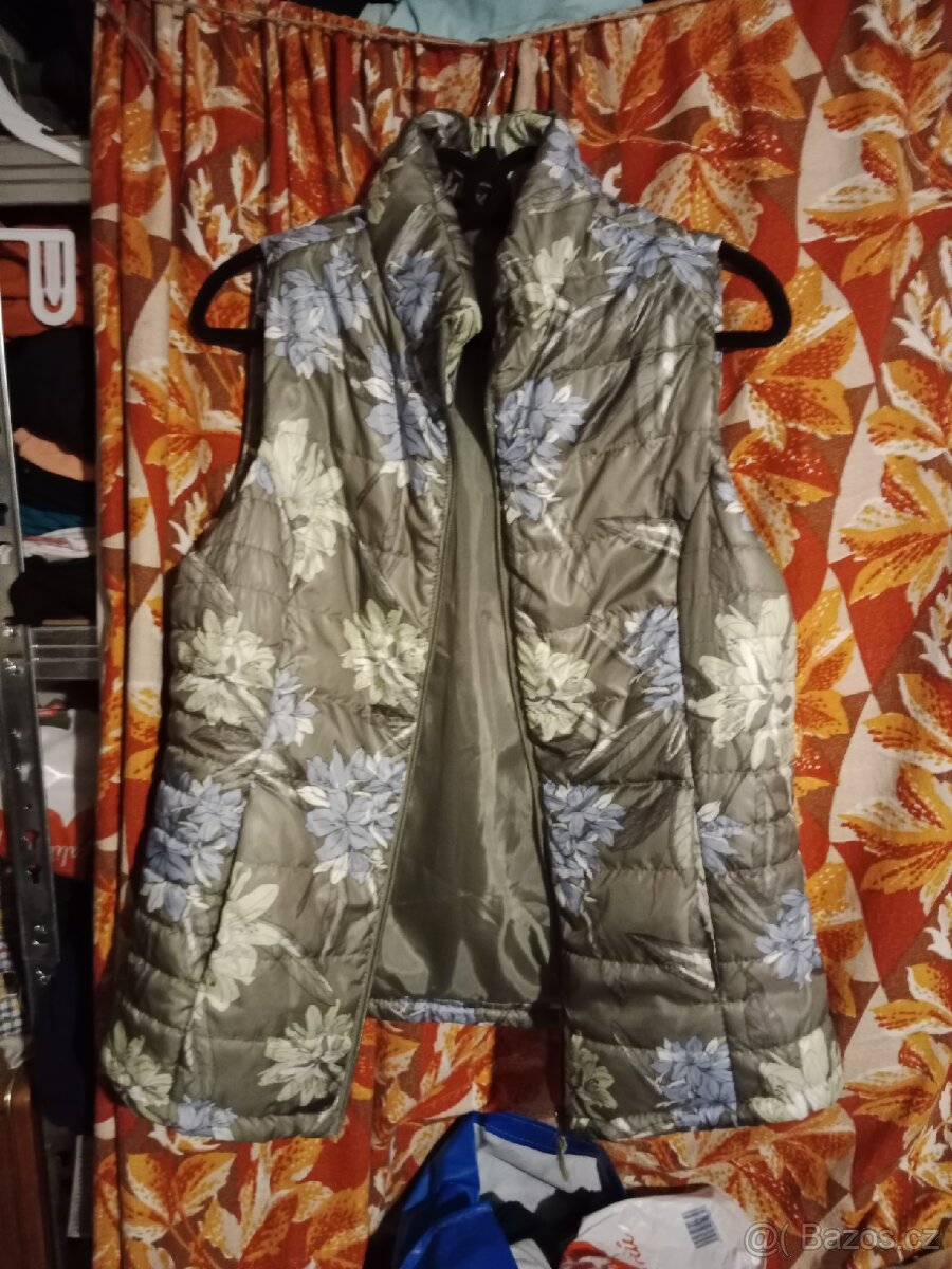 Č.2 Dámská vesta - 2