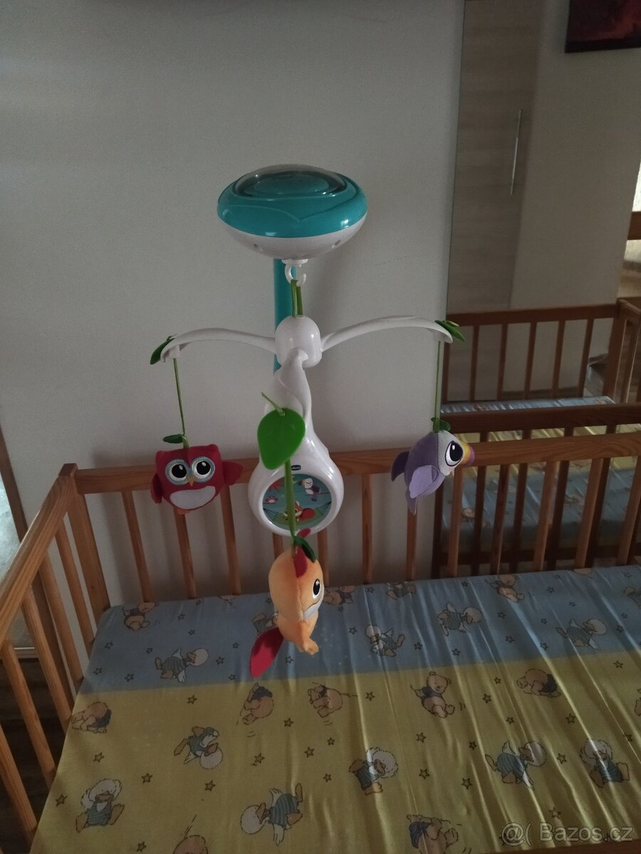 Prodám postýlku s kolotočem - 2