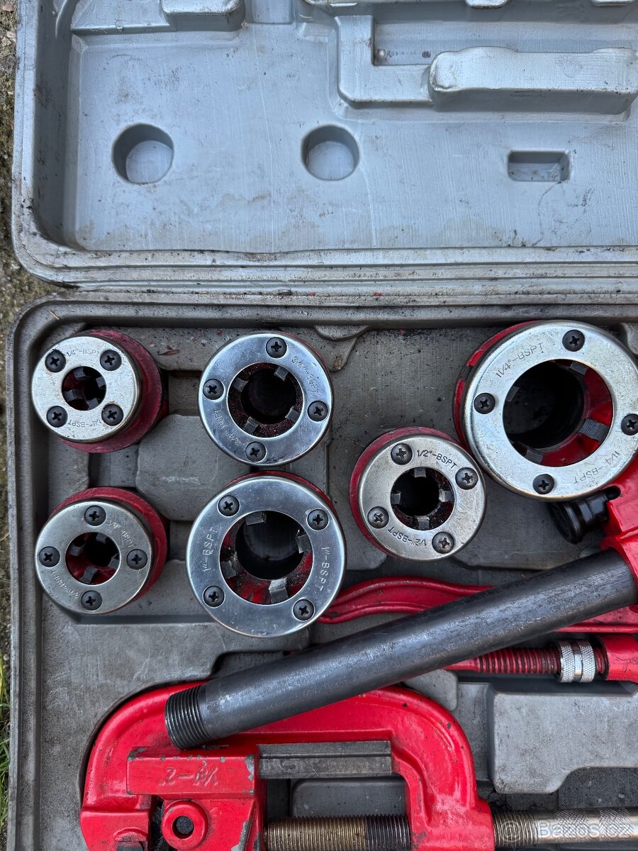 Sada závitníku na trubky - 2