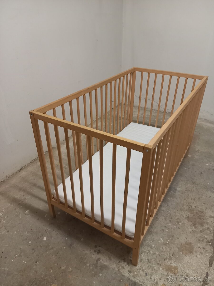 Dětská postýlka IKEA Sniglar - 2