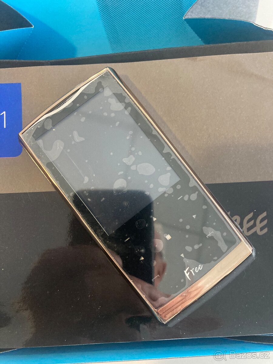 Sběratelský vzácný telefon - 2