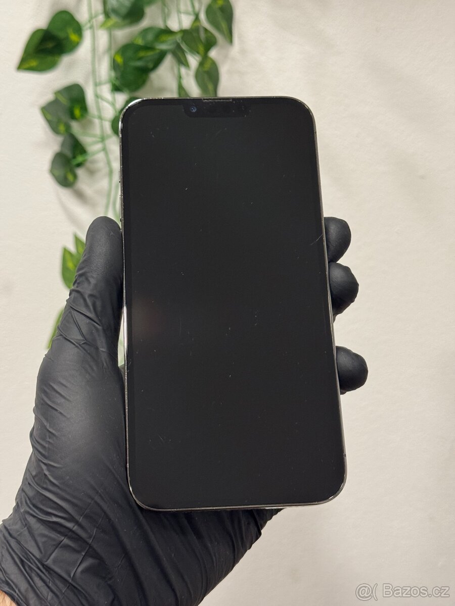 iPhone 13 Pro Max 128GB černý - 2