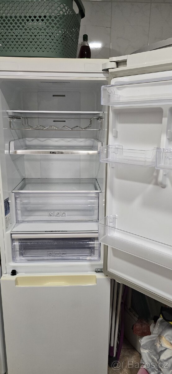 Lednice Samsung RB31FERNCWW - 2